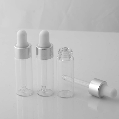 सिल्वर मिनी 5ml आवश्यक तेल की बोतलें OEM ODM ग्लास ड्रॉपर बोतलें